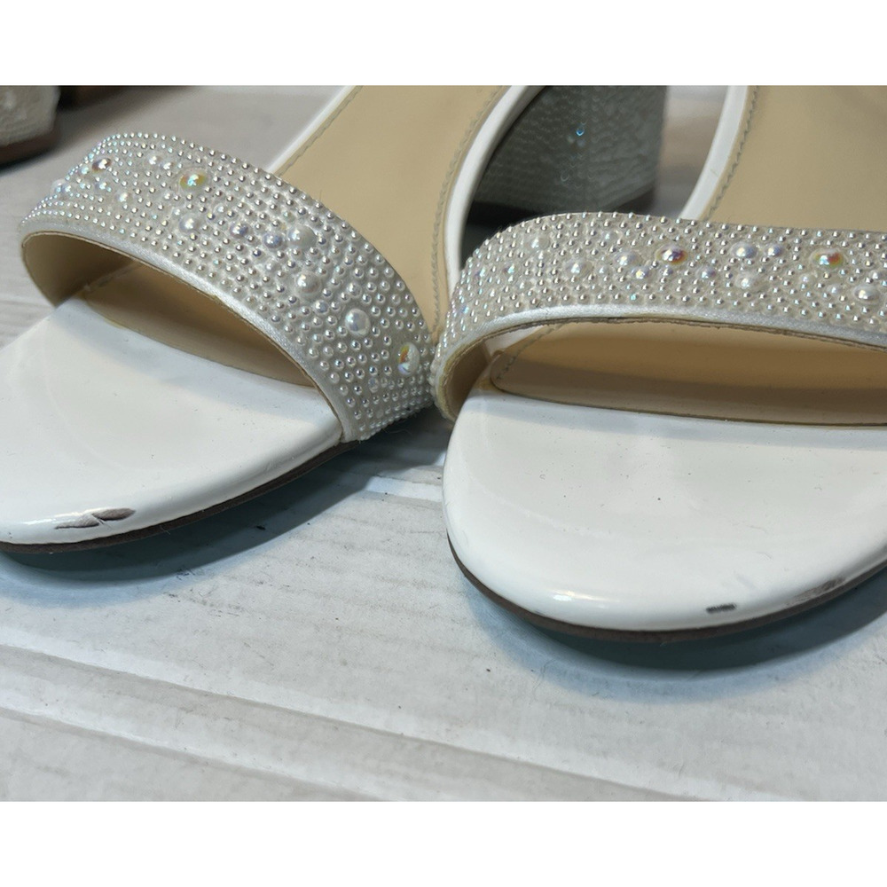 Betsey Johnson Women's SB-MARI Heeled Sandal 10M White - Picture 5 of 11